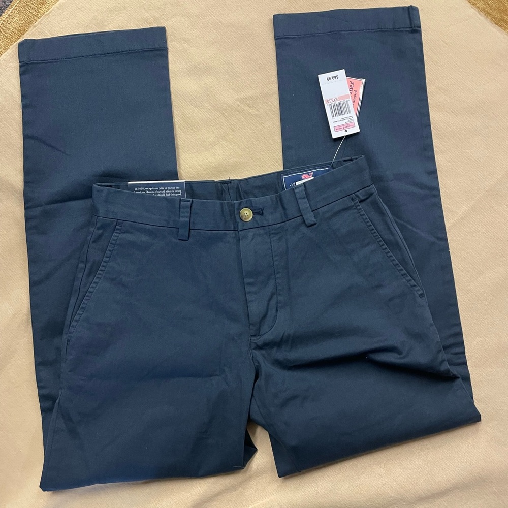 Vineyard Vines stretch breaker pants